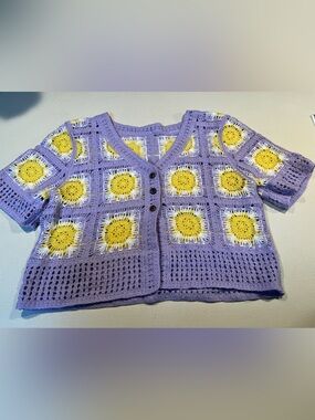 NEW Handmade Boho Lavender Crochet Sunflower Crop Cardigan Sz M/L und to und 17”